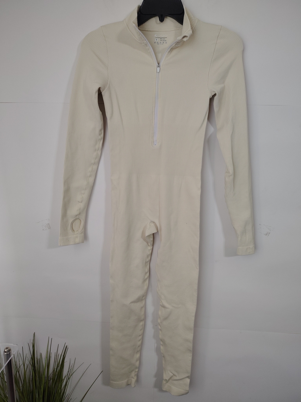 Long-Sleeve Ribbed Cream Zip-Front Jumpsuit